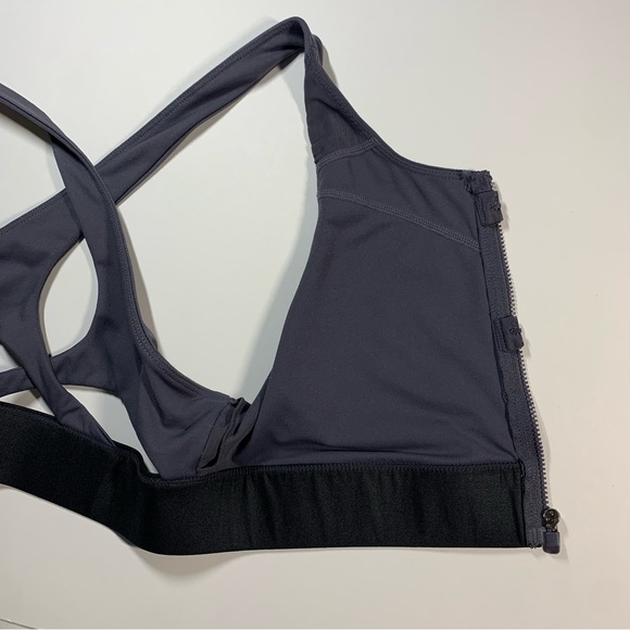Fabletics grey no bounce front zip sports bra - Picture 9 of 15